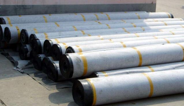 環保土工膜在施工中與結界處進行縫合的處理方法